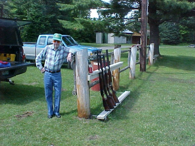GUNRACK.JPG