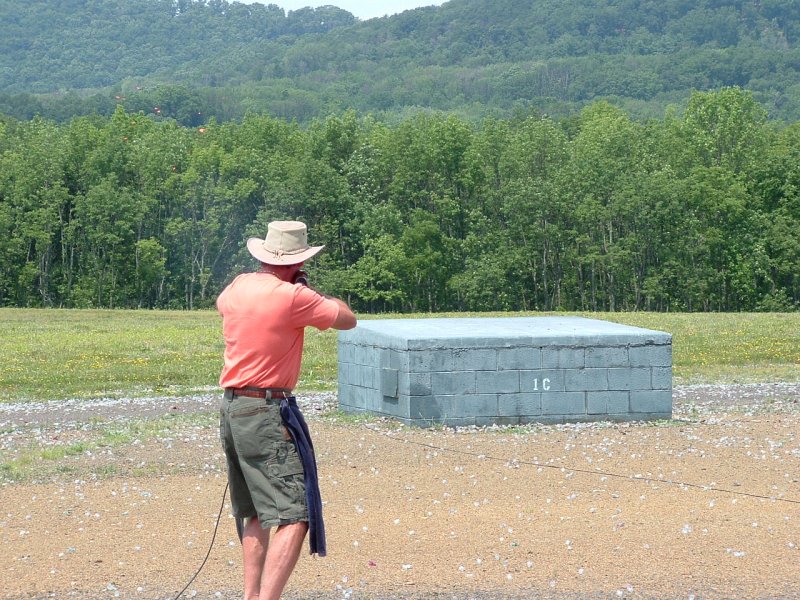 dscf0035u.jpg - Multiple All American and former Pennsylvania Trapshooter of the Year, Steve Huber.