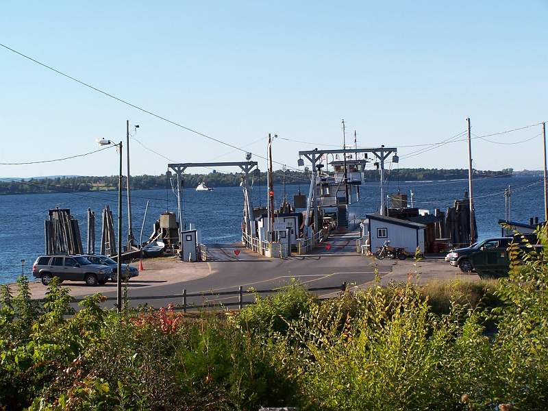100_1777.JPG - Returning Home - Ferry to NY