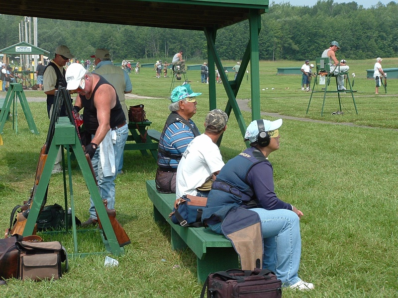 dscf0024s.jpg - Jim Fellows is in the black tank top (he was lead off on my squad), Kay, Brandon and Debbie on the bench.