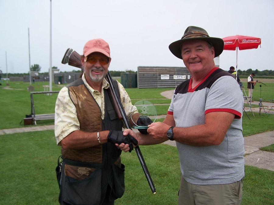 100_3472.JPG - C Class Champion Bill Price (l)