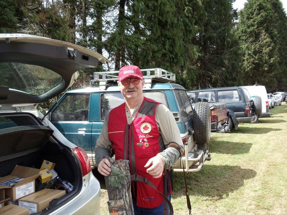 DSC00089.jpg - Here is a picture of one of my team mates Colin Dixon.