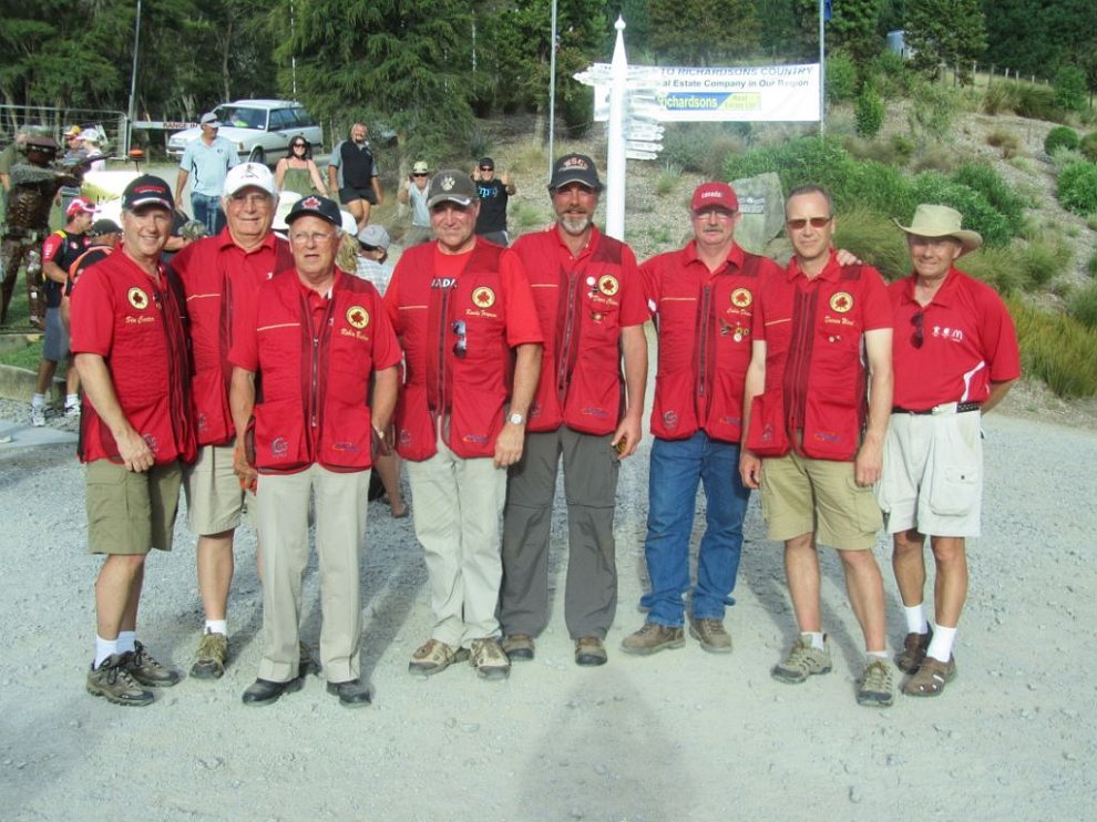 IMG_0421.JPG - Canadians at the Worlds: Left to right: Stu Carter, Doug Harvey, Robin Bishop, Randy Ferguson, Dave Clem, Colin Dixon, Darren Ward, Jim Kallal.
