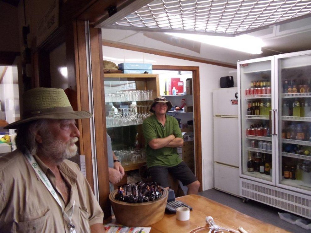 DSC00215.jpg - Man on the left is Donn Holmes a fellow Canadian and world of help in organizing our adventure to New Zealand. Time for some cold refreshment after the shooting is completed.